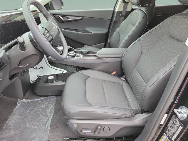 new 2025 Kia EV6 car, priced at $45,875