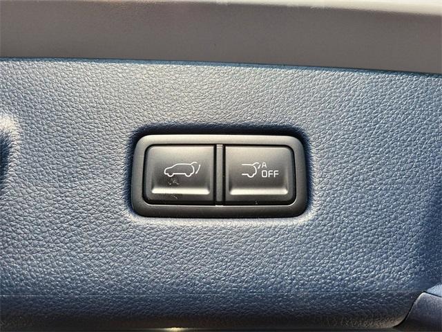 new 2025 Kia Carnival car, priced at $44,590
