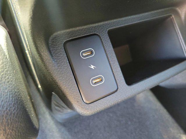 new 2025 Kia Seltos car, priced at $25,100