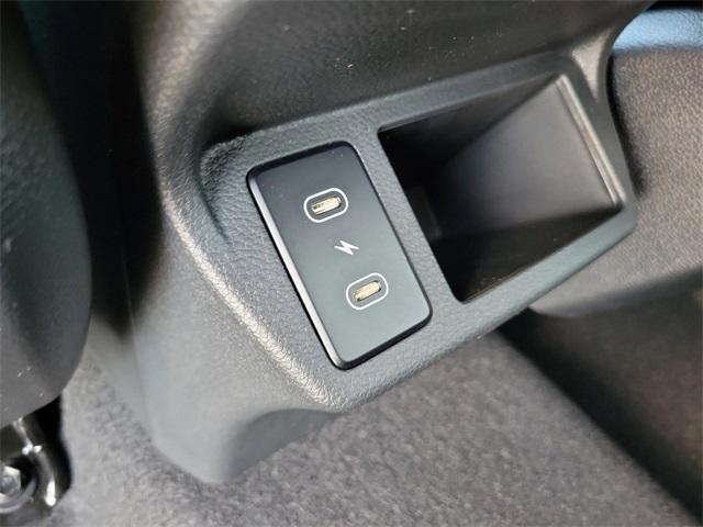 new 2025 Kia Seltos car, priced at $25,645