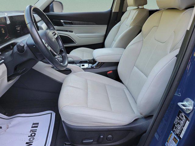 used 2024 Kia Telluride car, priced at $36,000