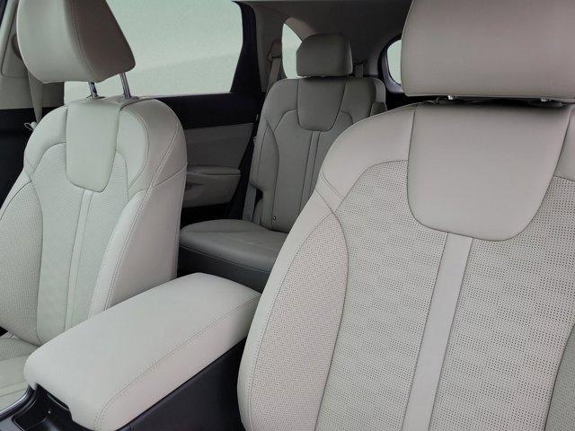 new 2025 Kia Sorento car, priced at $38,780