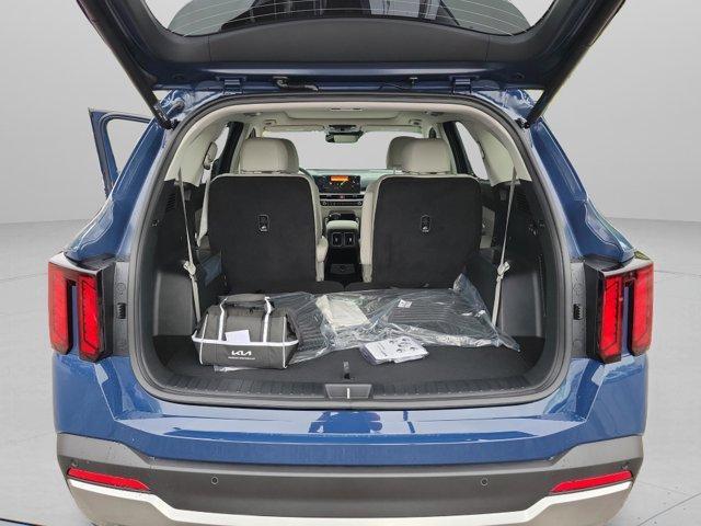 new 2025 Kia Sorento car, priced at $38,780