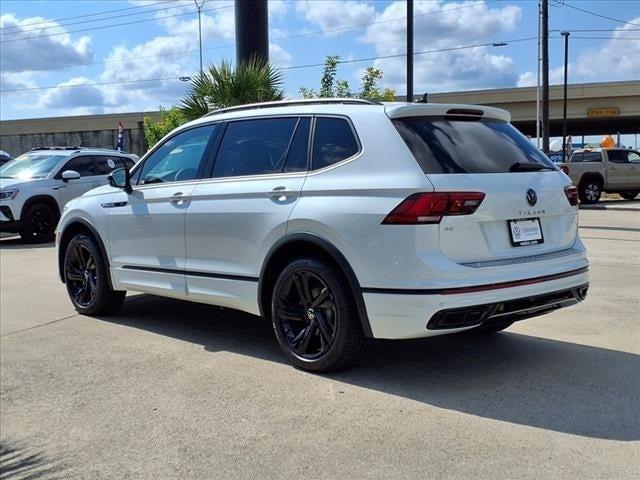 new 2024 Volkswagen Tiguan car, priced at $34,214