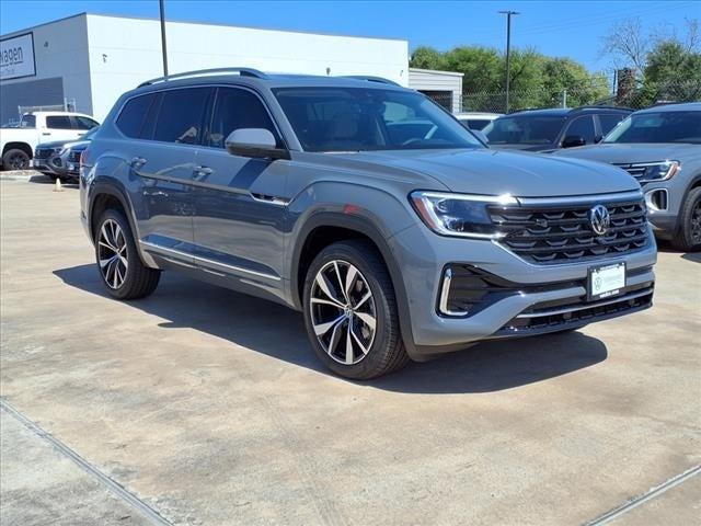 new 2025 Volkswagen Atlas car, priced at $52,427