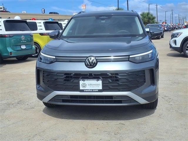 new 2025 Volkswagen Tiguan car, priced at $33,104