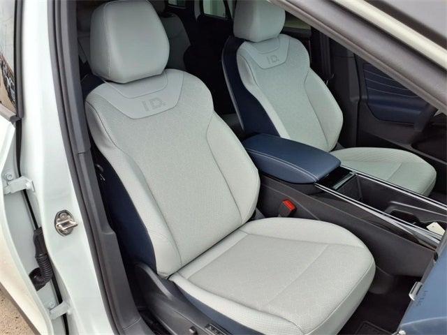 new 2025 Volkswagen ID.4 car, priced at $47,364