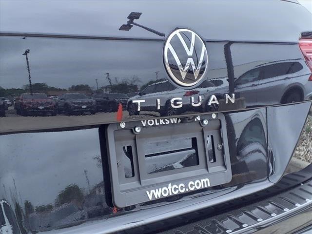 new 2024 Volkswagen Tiguan car, priced at $35,211