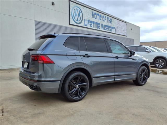 new 2024 Volkswagen Tiguan car, priced at $33,614