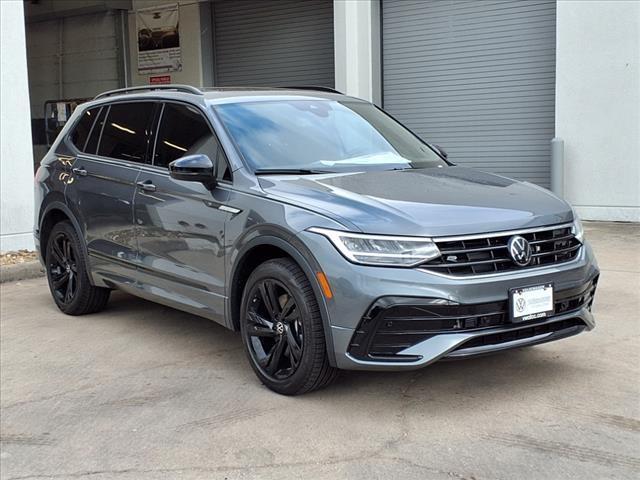 new 2024 Volkswagen Tiguan car, priced at $33,614