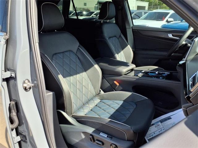new 2025 Volkswagen Atlas Cross Sport car, priced at $54,551