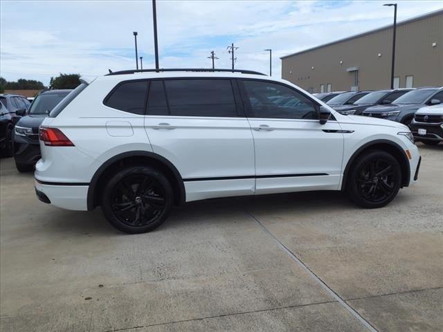 new 2024 Volkswagen Tiguan car, priced at $33,993