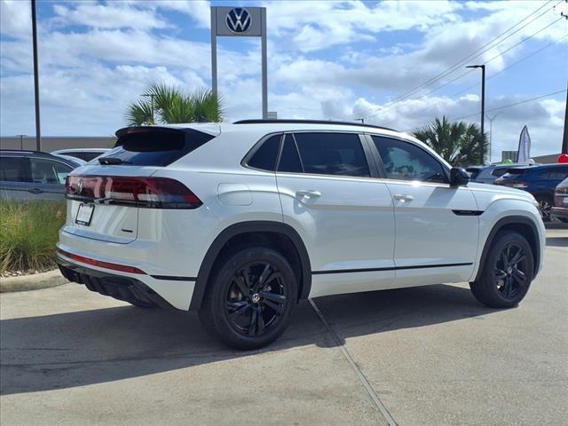 new 2025 Volkswagen Atlas Cross Sport car, priced at $49,591