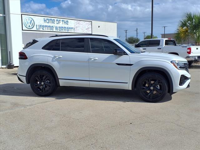 new 2025 Volkswagen Atlas Cross Sport car, priced at $49,591