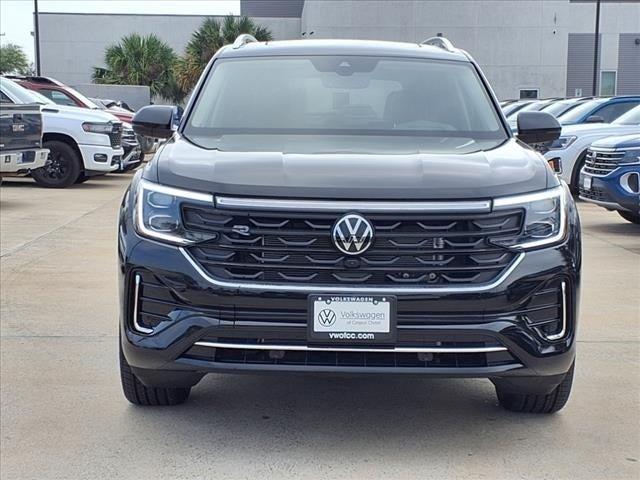 new 2025 Volkswagen Atlas car, priced at $55,671