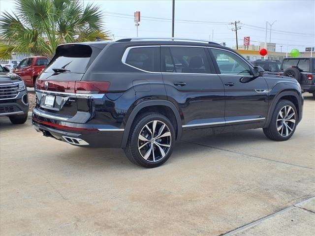 new 2025 Volkswagen Atlas car, priced at $55,671