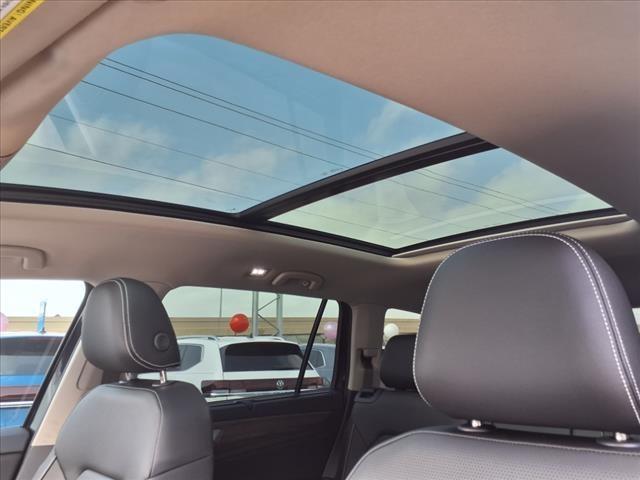 new 2025 Volkswagen Atlas car, priced at $47,556