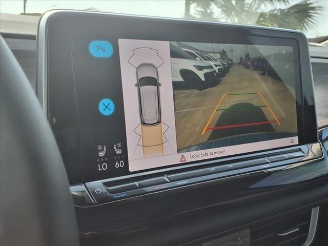 new 2025 Volkswagen Atlas car, priced at $46,156