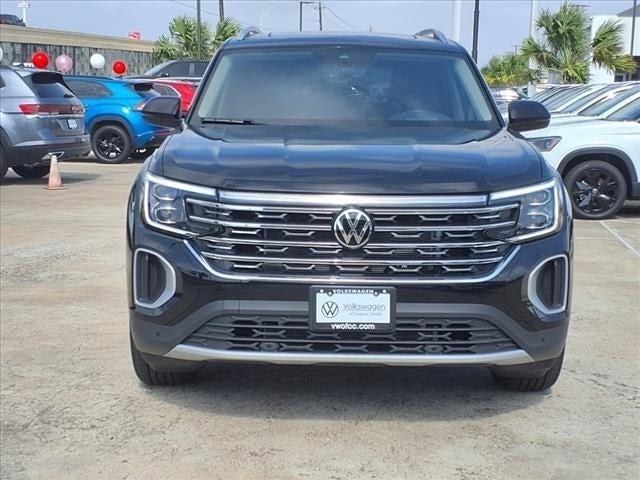 new 2025 Volkswagen Atlas car, priced at $46,156