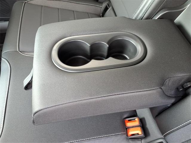 new 2024 Volkswagen Taos car