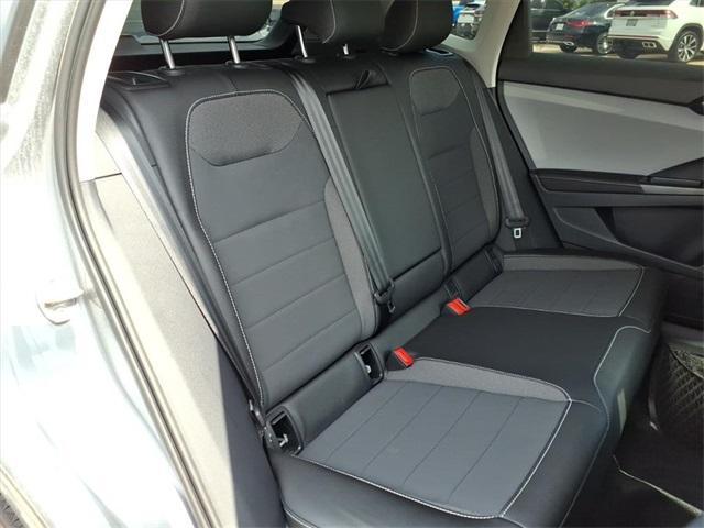 new 2024 Volkswagen Taos car