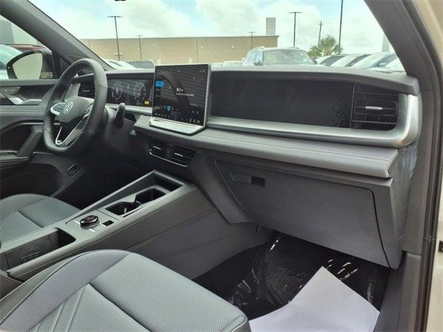 new 2025 Volkswagen Tiguan car, priced at $37,662
