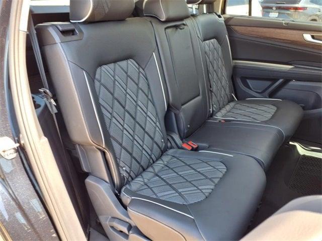 new 2025 Volkswagen Atlas car, priced at $51,395