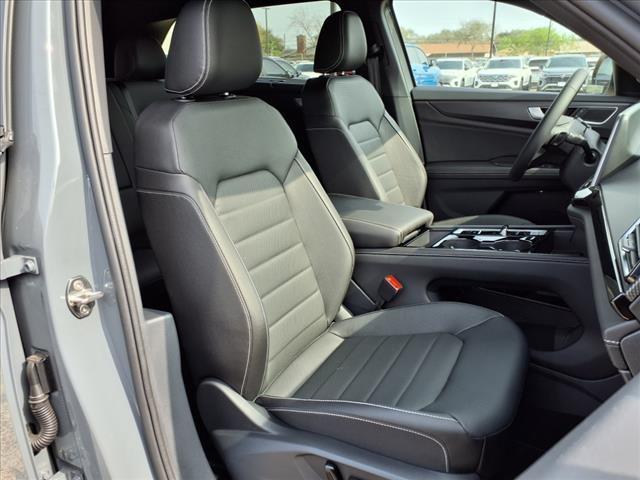 new 2025 Volkswagen Atlas Cross Sport car, priced at $49,174