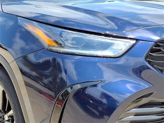 used 2023 Toyota Highlander car, priced at $40,660