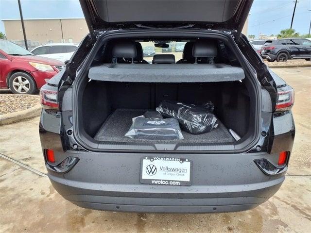 new 2025 Volkswagen ID.4 car, priced at $46,030