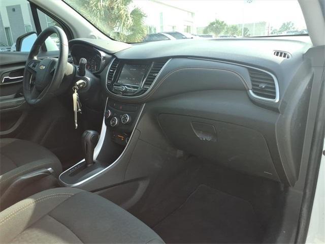 used 2022 Chevrolet Trax car, priced at $14,995