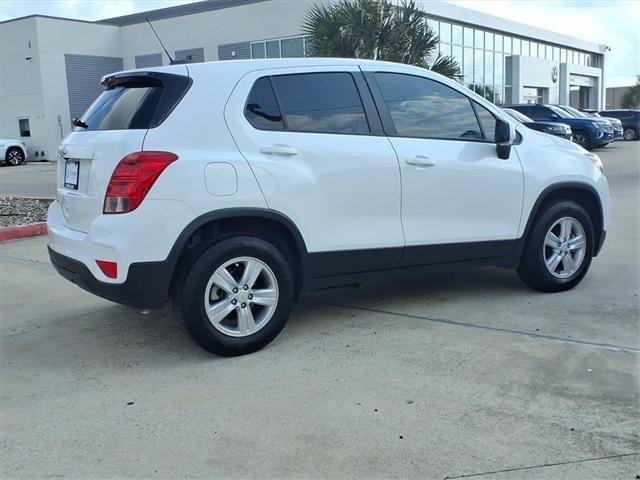 used 2022 Chevrolet Trax car, priced at $14,995