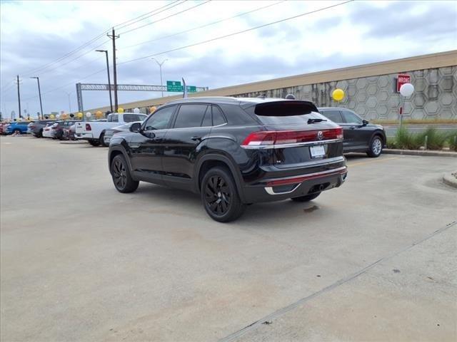 new 2025 Volkswagen Atlas Cross Sport car, priced at $44,163