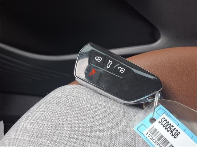 new 2025 Volkswagen ID.4 car, priced at $42,481
