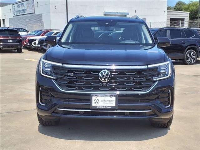 new 2024 Volkswagen Atlas car, priced at $50,421