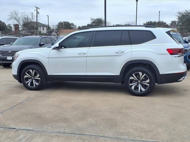 new 2025 Volkswagen Atlas car, priced at $37,388