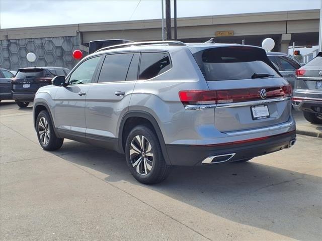 new 2025 Volkswagen Atlas car, priced at $39,861