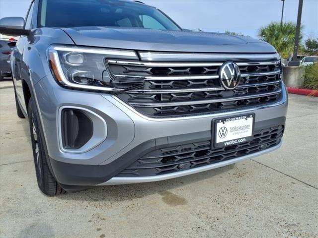 new 2025 Volkswagen Atlas car, priced at $39,861