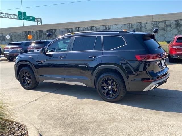 new 2024 Volkswagen Atlas car, priced at $48,255