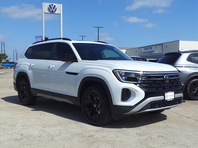 new 2024 Volkswagen Atlas car, priced at $47,405