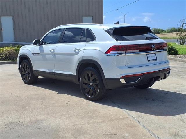 new 2025 Volkswagen Atlas Cross Sport car, priced at $44,991