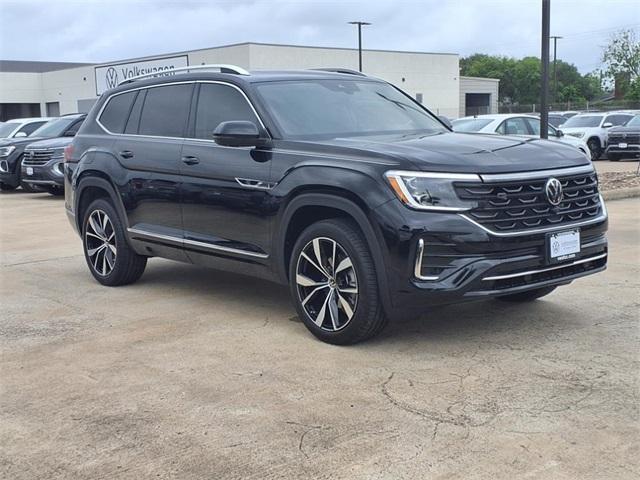new 2025 Volkswagen Atlas car, priced at $56,479