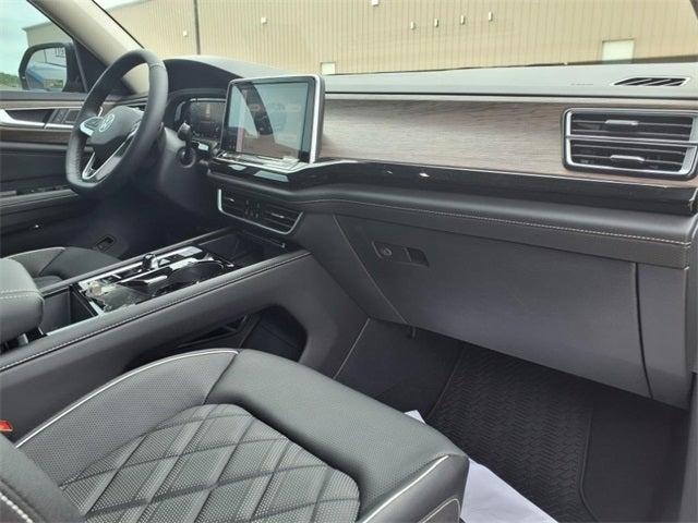 new 2025 Volkswagen Atlas car, priced at $50,995