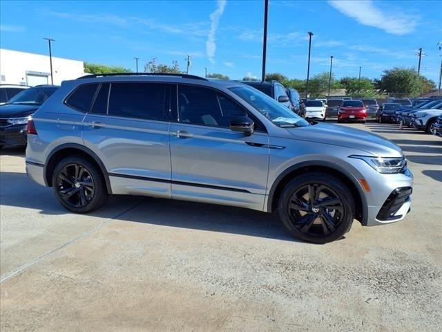 new 2024 Volkswagen Tiguan car, priced at $34,364