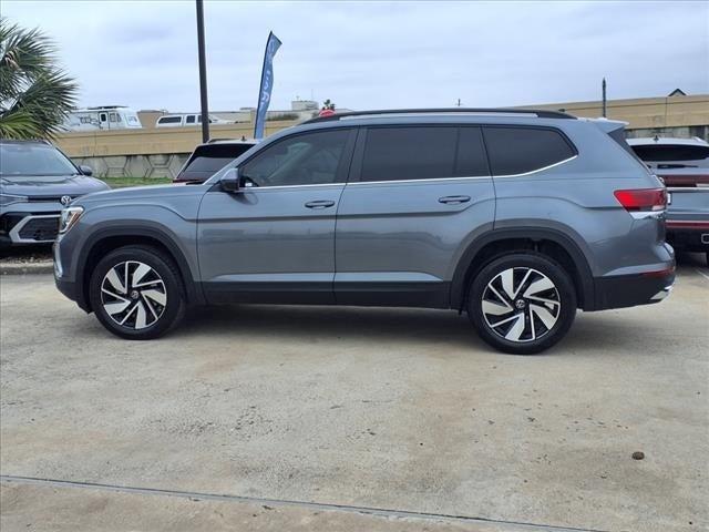 new 2025 Volkswagen Atlas car, priced at $42,022