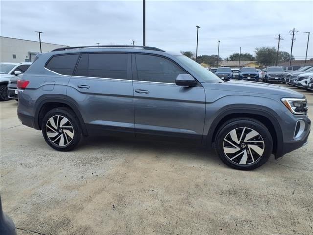 new 2025 Volkswagen Atlas car, priced at $42,022