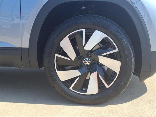 new 2026 Volkswagen Atlas Cross Sport car, priced at $46,218