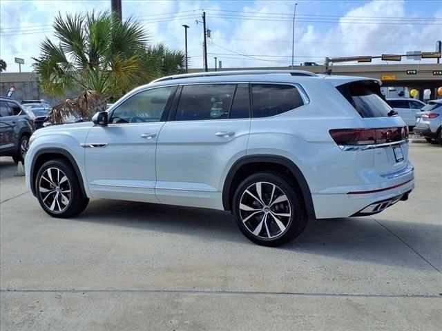 new 2024 Volkswagen Atlas car, priced at $51,337