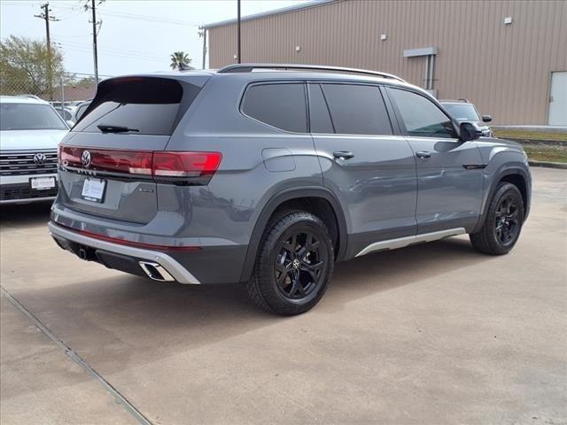 new 2025 Volkswagen Atlas car, priced at $44,441