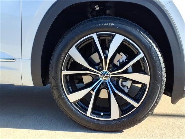 new 2026 Volkswagen Atlas car, priced at $57,241